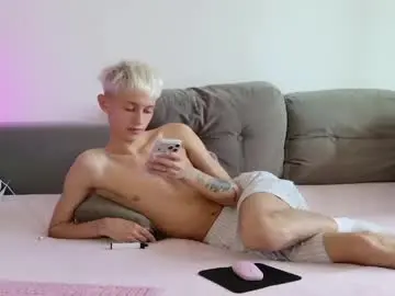 Chaturbate Watch Live Sex Cams of leonlure
