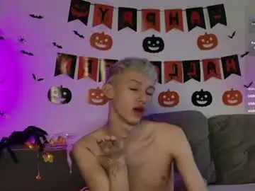 Chaturbate Live Sex Cam of leonlure