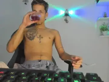 Chaturbate Free Live Porn of masteralda09