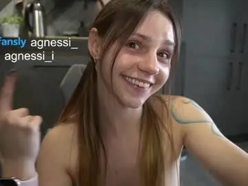 Chaturbate Best live sex cam show of agnessi_