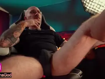 Chaturbate Nude Webcam of golden_alex