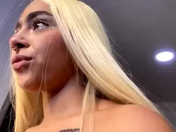 Chaturbate Free Porn Cam of maddiiebrooks