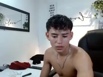 Chaturbate Free Porn Cam of ryan_grayx