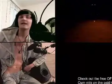 Chaturbate Sex Cam of skrogdog