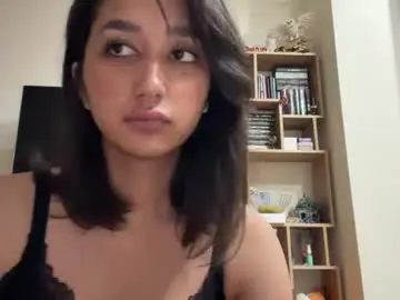 Chaturbate Live Sex Cam of tawnyamartinek