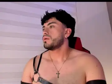 Chaturbate Free Live Porn of alexander_diiaz