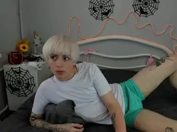 Chaturbate Sex Cam of doll_from_paradise
