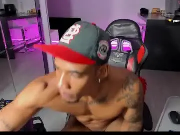 Chaturbate Nude Webcam of troywesly_