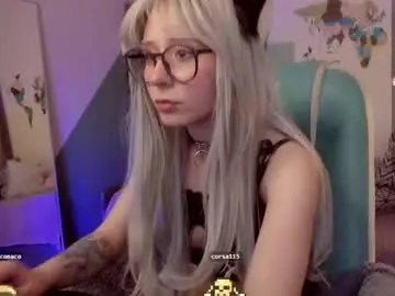 Chaturbate Free Porn Cam of meomeee