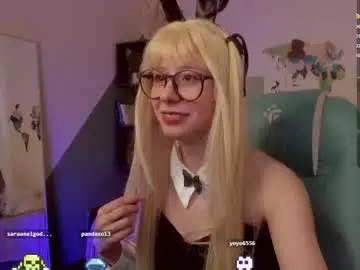 Chaturbate Sex Chat of meomeee