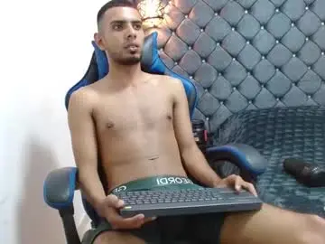 Chaturbate Best Webcam of max_milk2