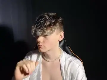 Chaturbate Free Live Porn of kirill_20_cm