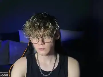 Chaturbate Adult Webcams of kirill_20_cm