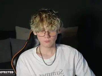 Chaturbate Nude Webcam of kirill_20_cm