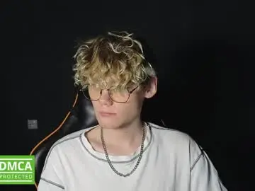 Chaturbate Private Sex Chat of kirill_20_cm