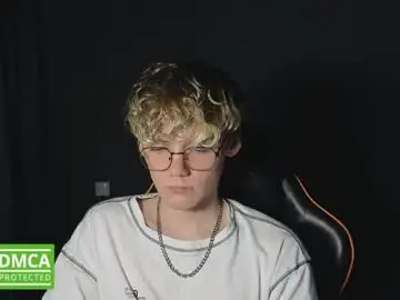 Chaturbate Nude Webcam of kirill_20_cm