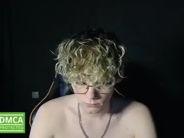 Chaturbate Free Porn Cam of kirill_20_cm