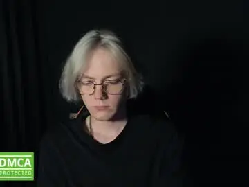 Chaturbate Live Sex of kirill_20_cm