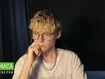 Chaturbate Free Porn Cam of kirill_20_cm