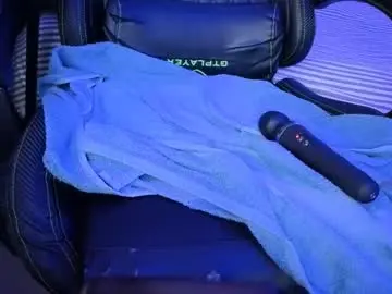 Chaturbate Sex Cam of miacanela_xo