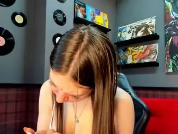 Chaturbate Sex Cam of nicole_charm