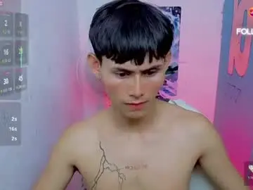 Chaturbate Live Sex Cam of tanjiro_cute