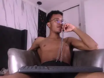 Chaturbate Live Porn of aston_vera