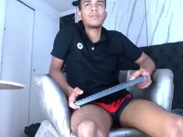 Chaturbate Best live sex cam show of aston_vera