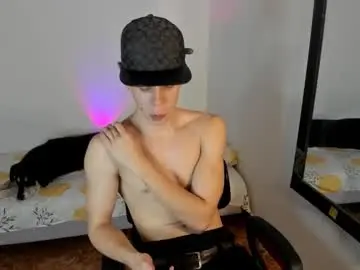 Chaturbate Adult Video Chat of santiceballo