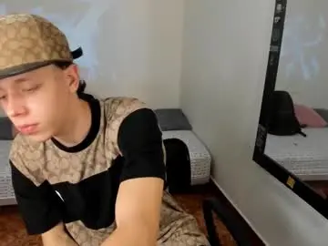 Chaturbate Adult Webcams of santiceballo