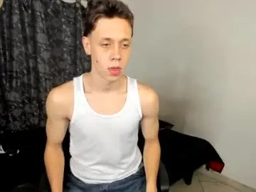 Chaturbate Live Sex Cam of santiceballo