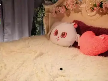 Chaturbate Watch Live Sex Cams of burnletitallburn