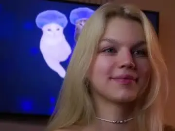 Chaturbate Free Porn Cam of burnletitallburn