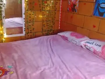 Chaturbate Live Sex Cam of cata_snow