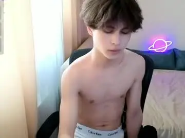 Chaturbate Live Sex Cam of lukahayes