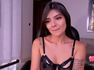 Chaturbate Live Sex Cam of juliettemoreaux