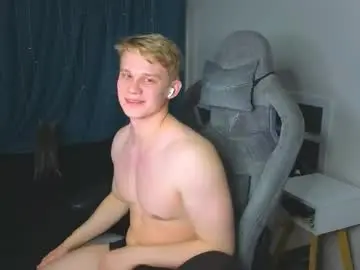 Chaturbate Live Porn of meow_mickey