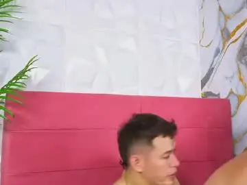 Chaturbate Sex Cam of mily_and_mateo