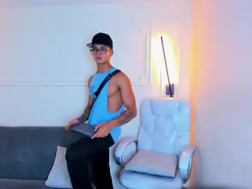 Chaturbate Nude Webcam of paradise_boy_s