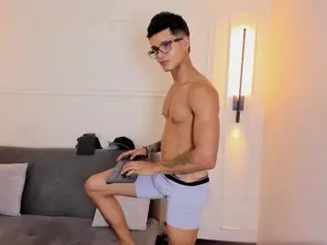 Chaturbate Private Sex Chat of paradise_boy_s