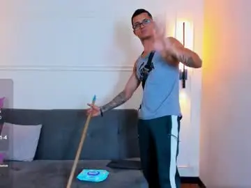 Chaturbate Adult Video Chat of paradise_boy_s