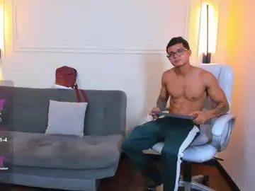 Chaturbate Adult Webcam of paradise_boy_s