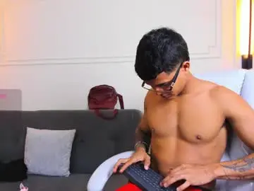 Chaturbate Best live sex cam show of paradise_boy_s