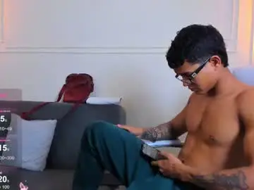 Chaturbate Adult Video Chat of paradise_boy_s
