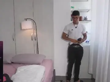 Chaturbate Best live sex cam show of paradise_boy_s