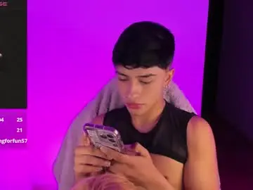 Chaturbate Best live sex cam show of andreewwx_m