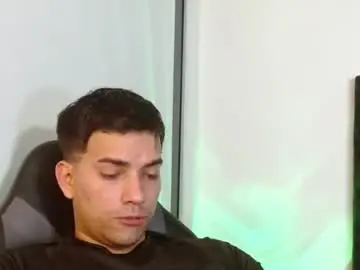 Chaturbate Live Sex of ian_davis