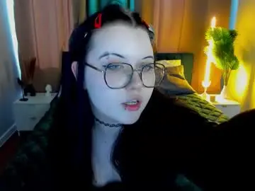 Chaturbate Adult Video Chat of kira_g0ld