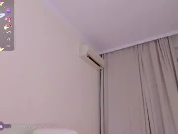 Chaturbate Watch Live Sex Cams of moonlight8_