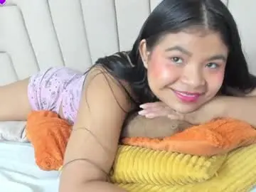 Chaturbate Live Sex Cam of nahomi_leem